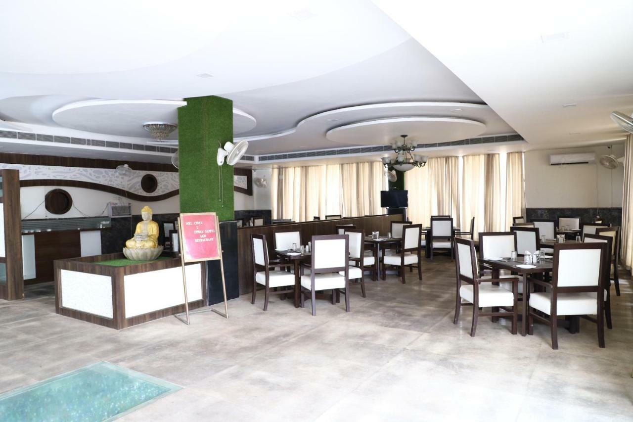 Diwan Hotel And Restaurant Surkhi Luaran gambar