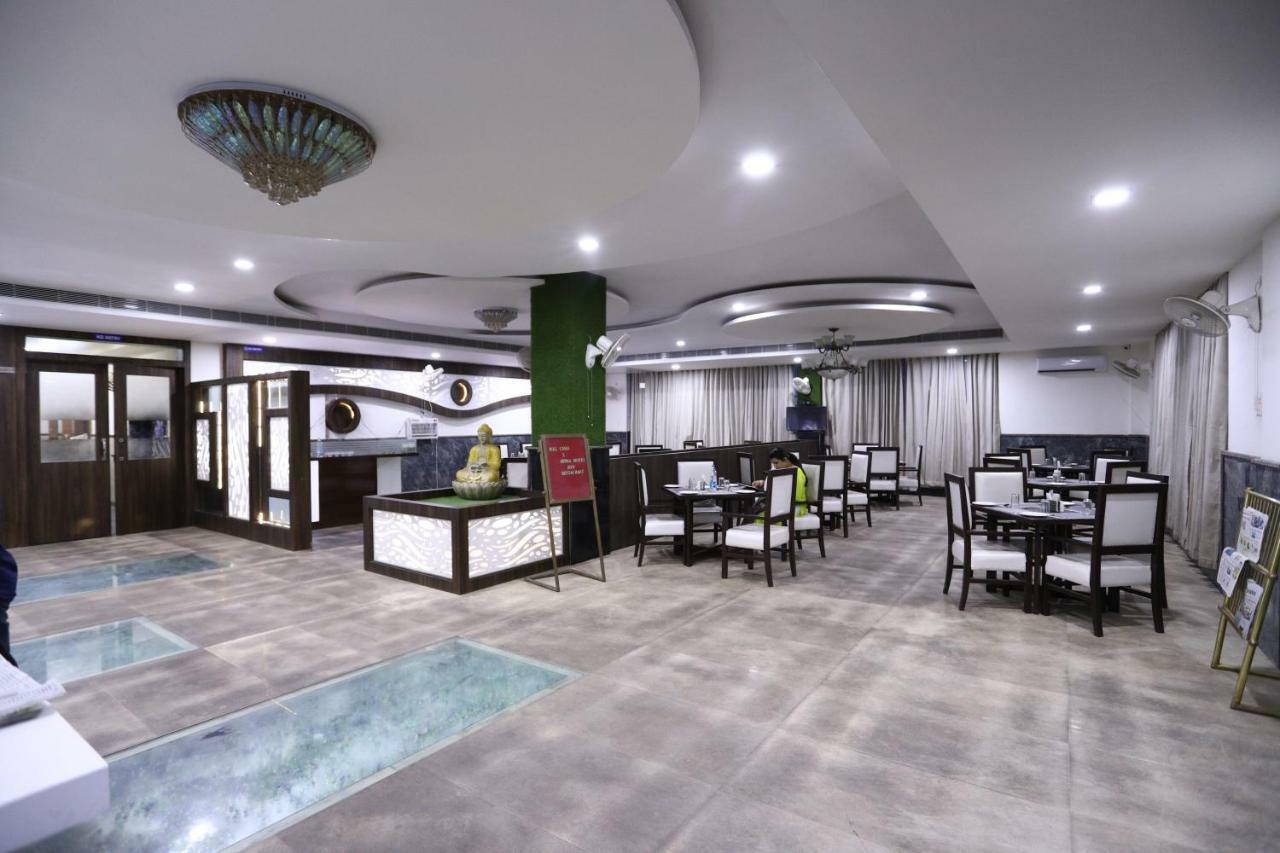 Diwan Hotel And Restaurant Surkhi Luaran gambar
